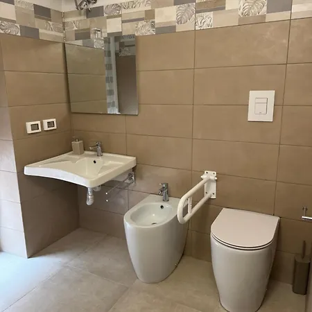 Dimora Dei Vespri 2 ゲストハウス