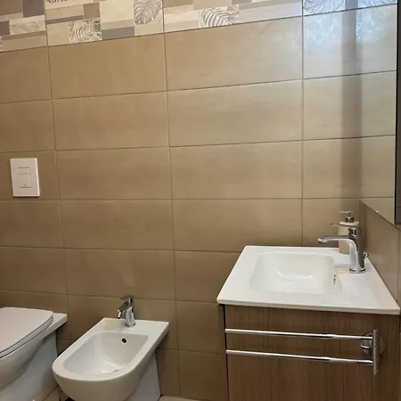 ゲストハウス Dimora Dei Vespri 2 3*