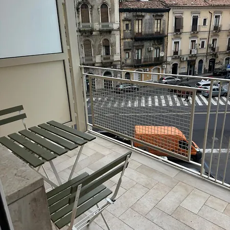 Dimora Dei Vespri 2 * Catania